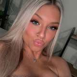 carolinecolston from onlyfans