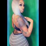 juicyjvapors from onlyfans