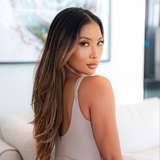 riasantos from onlyfans