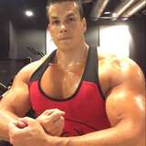 spanishhulk from onlyfans